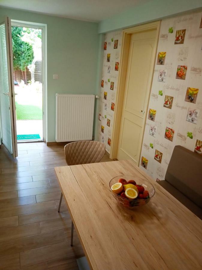 Valentina Apartman Apartamento Eger Exterior foto